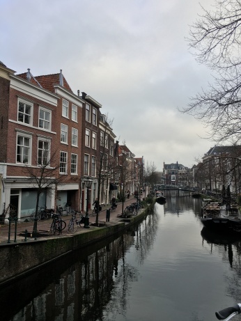 A view typical of the many canal bridges in Leiden, sublime!