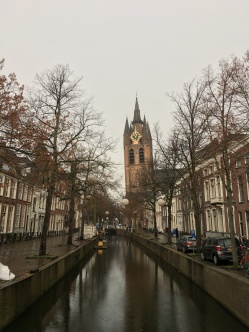 Delft's Oude Kerk has quite a lean to it!