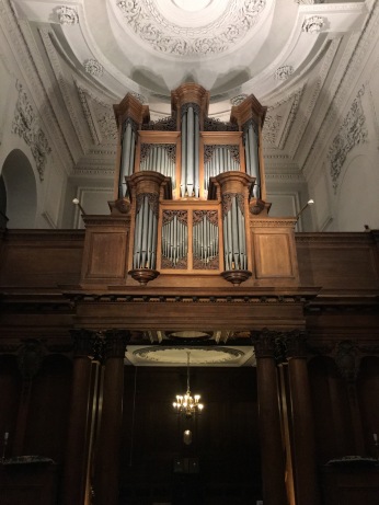 The organ of Pembroke College Chapel